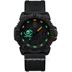 LUMINOX Navy Seal XS.3051.PIR.LE Limited Edition Pirate Rubber Strap