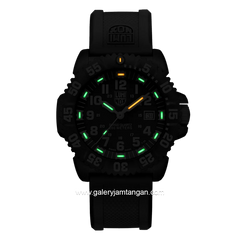 LUMINOX 3051.F Black Genuine Rubber Swiss Made