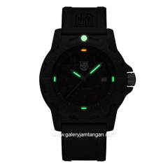 LUMINOX X2.2045 Black Genuine Rubber Swiss Made