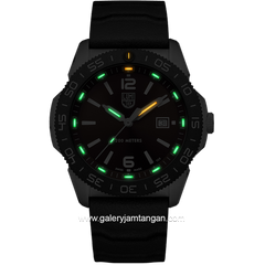 LUMINOX 3135 Pacific Diver, Diver Watch Rubber Strap