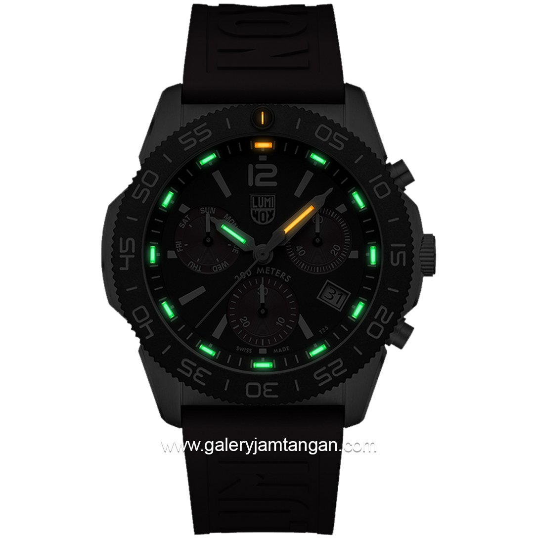 LUMINOX 3155.1 Pacific Diver Chronograph, Dive Watch Rubber Strap