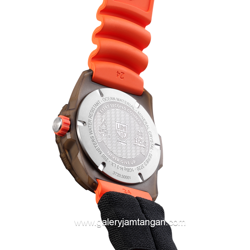 LUMINOX XS.3729.ECO Bear Grylls Survival ECO Rubber Swiss Made