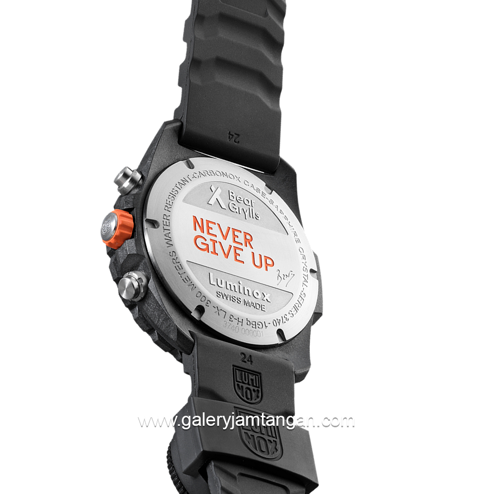 LUMINOX 3741 Bear Grylls Survival, Outdoor Explorer Watch Rubber Strap