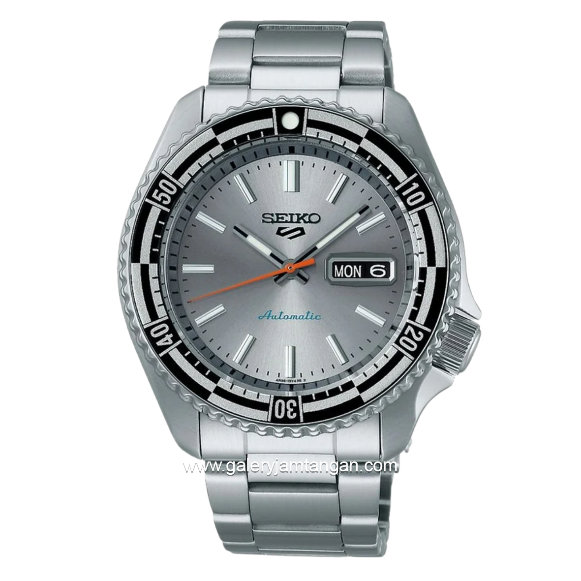 SEIKO 5 Sports SRPK09K1 SKX Sports Style Rally Driver Dial Silver Stainless Steel Strap SE